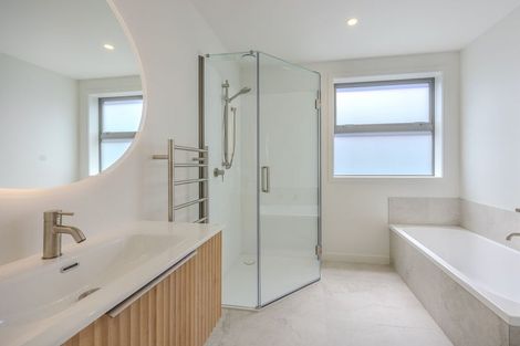 Photo of property in 3 Landsborough Lane, Wanaka, 9305