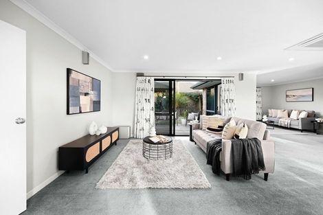 Photo of property in 6 Compton Grove, Huntington, Hamilton, 3210