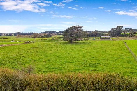 Photo of property in 383 Wallace Road, Koputaroa, 5571