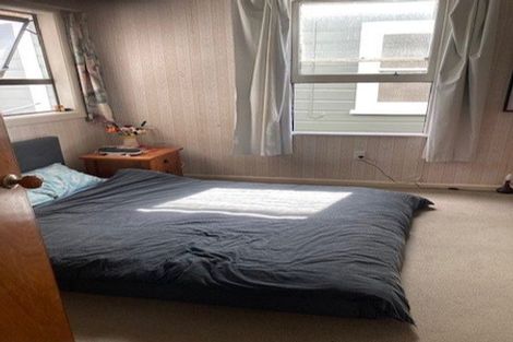 Photo of property in 8 Caroline Street, Mount Victoria, Wellington, 6011