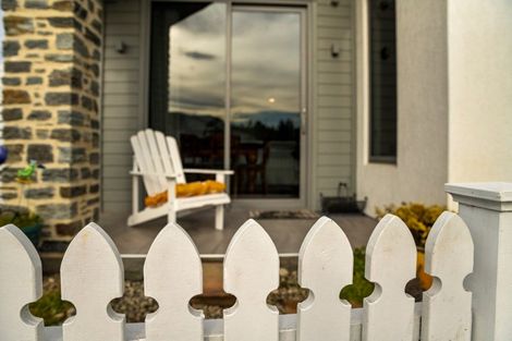 Photo of property in 6 Weaver Close, Alexandra, 9320