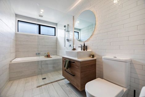 Photo of property in 12 Howden Drive, Jacks Point, 9371