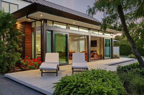 Photo of property in 93 Mays Road, St Albans, Christchurch, 8052