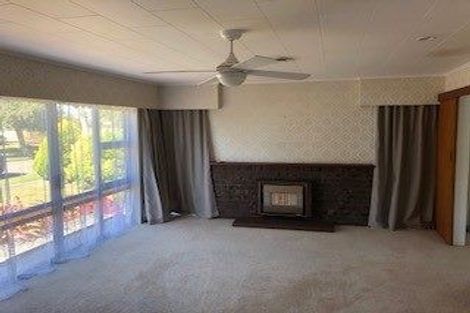Photo of property in 43 Meadowbrook Drive, Cloverlea, Palmerston North, 4412