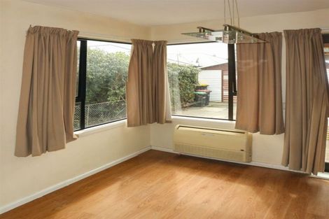 Photo of property in 234 Avonhead Road, Avonhead, Christchurch, 8042