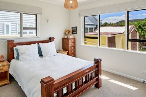 Photo of property in 33 Haig Street, Waterloo, Lower Hutt, 5011