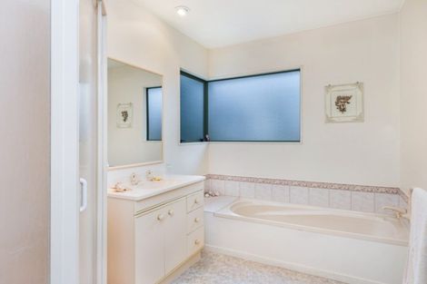 Photo of property in 9 Charles Henry Place, Harrowfield, Hamilton, 3210