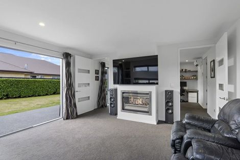 Photo of property in 71 Stonebrook Drive, Rolleston, 7614