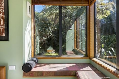 Photo of property in 17 Highbury Crescent, Highbury, Wellington, 6012