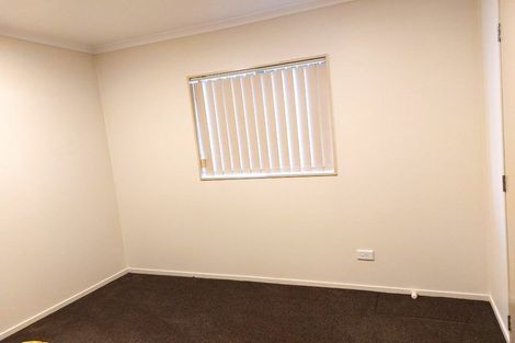 Photo of property in 5a Liddesdale Place, Papakura, 2110