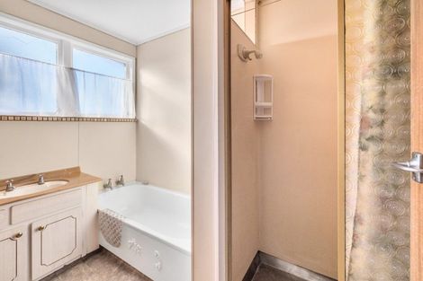 Photo of property in 21 Clyde Street, Utuhina, Rotorua, 3015