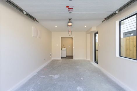 Photo of property in 6d Kaweka Street, New Lynn, Auckland, 0600