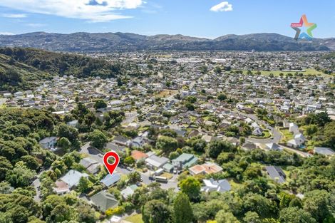 Photo of property in 10 Crawford Grove, Naenae, Lower Hutt, 5011