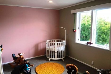 Photo of property in 64 Forest Lake Road, Forest Lake, Hamilton, 3200