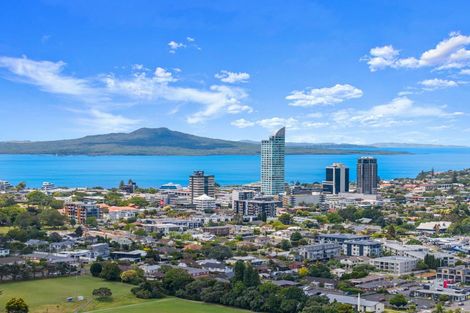 Photo of property in 19 Karaka Street, Takapuna, Auckland, 0622