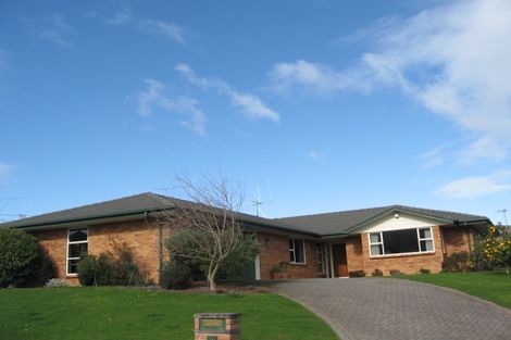 Photo of property in 8 Flora Way, Rototuna, Hamilton, 3210