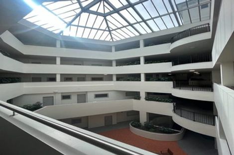 Photo of property in Stadium Garden Flats, 314/107 Thorndon Quay, Pipitea, Wellington, 6011