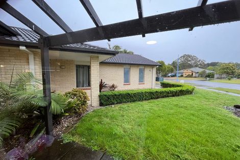 Photo of property in 1 Mcleod Place, Papamoa Beach, Papamoa, 3118