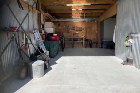 Photo of property in 42 Waimarama Street, Waikawa, Picton, 7220