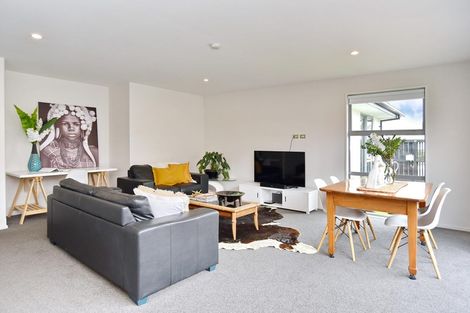 Photo of property in 11 Robalan Close, Halswell, Christchurch, 8025