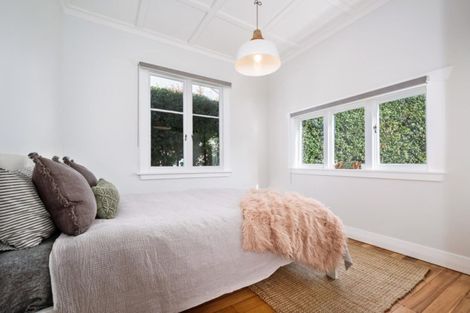 Photo of property in 2 Kent Street, Gate Pa, Tauranga, 3112