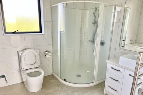 Photo of property in 35 Fennell Crescent, Silverdale, 0932