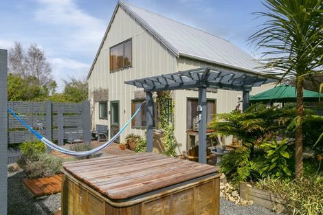 Photo of property in 20 Te Waaka Terrace, Kuratau, Turangi, 3381