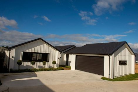 Photo of property in 18 Okataina Street, Pyes Pa, Tauranga, 3112