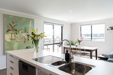 Photo of property in 10 Waimanu Place, Ruakaka, 0116