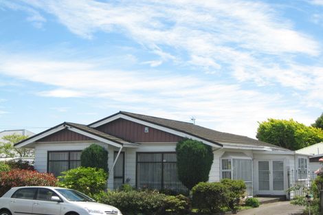 Photo of property in 53 Leitch Street, Somerfield, Christchurch, 8024