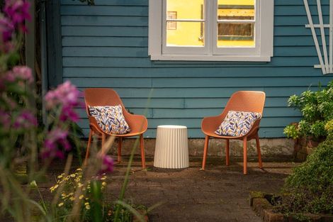 Photo of property in 72 Wellington Road, Paekakariki, 5034