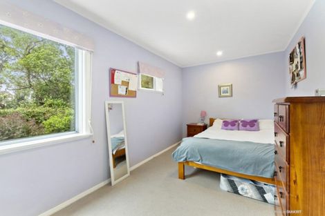 Photo of property in 20 Homewood Crescent, Karori, Wellington, 6012
