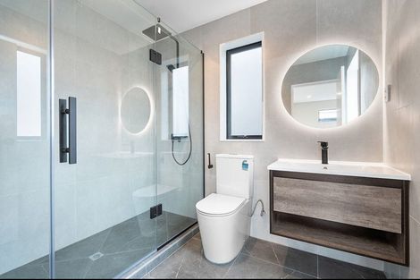 Photo of property in 21 Pohewa Road, Silverdale, 0932