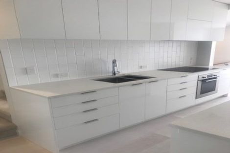 Photo of property in 8/83 Hinemoa Street, Birkenhead, Auckland, 0626