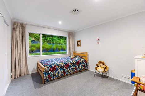 Photo of property in 343 Glenvar Road, Long Bay, Auckland, 0630