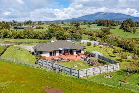 Photo of property in 1820 Egmont Road, Kaimiro, Inglewood, 4386