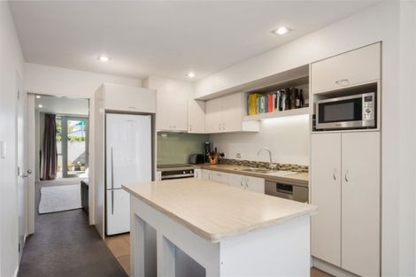 Photo of property in 90c Mandeville Street, Riccarton, Christchurch, 8011