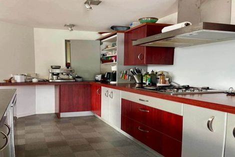 Photo of property in 126 Creswick Terrace, Northland, Wellington, 6012