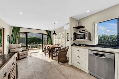 Photo of property in 9 Buxton Terrace, Saint Martins, Christchurch, 8022