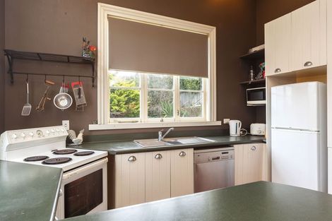 Photo of property in 4 Tiritoa Terrace, Feilding, 4702