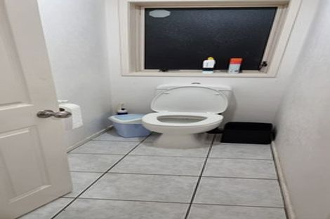 Photo of property in 3 Feeny Crescent, East Tamaki, Auckland, 2013