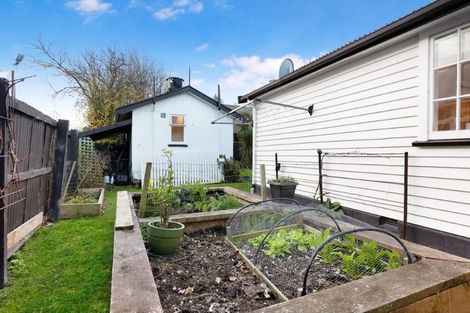 Photo of property in 35 Winters Road, Redwood, Christchurch, 8051