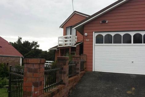 Photo of property in 166 Chelsea View Drive, Chatswood, Auckland, 0626