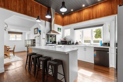 Photo of property in 170 Lethbridge Street, Feilding, 4702