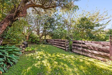 Photo of property in 10 Cedar Street, Maungaraki, Lower Hutt, 5010