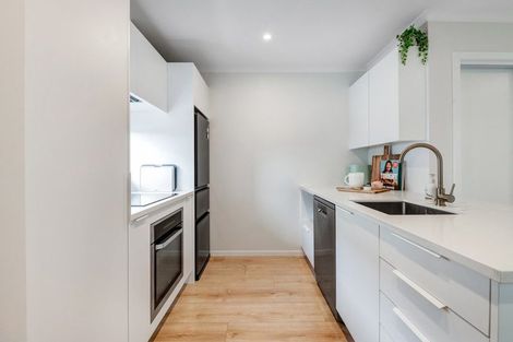 Photo of property in 12 Mata Lane, Stanmore Bay, Whangaparaoa, 0932