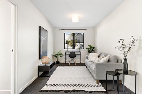 Photo of property in 12 Mystery Grove, Lake Hayes, Queenstown, 9304