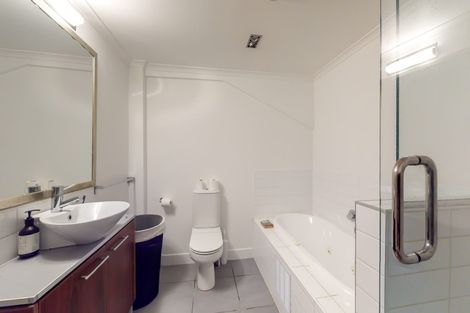 Photo of property in Augusta Apartments, 17/254 Willis Street, Te Aro, Wellington, 6011