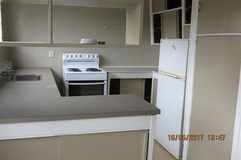 Photo of property in 303 Great North Road, Henderson, Auckland, 0612