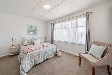 Photo of property in 38 Routley Crescent, Elderslea, Upper Hutt, 5018